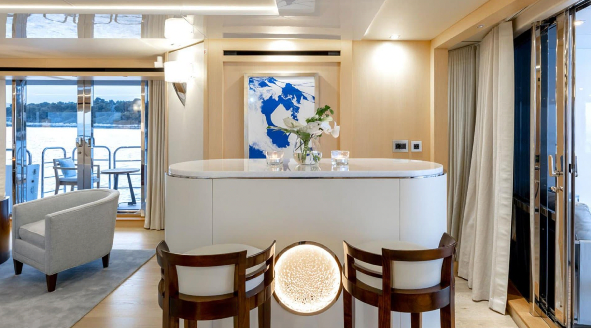 Mega yacht Charter Cannes 