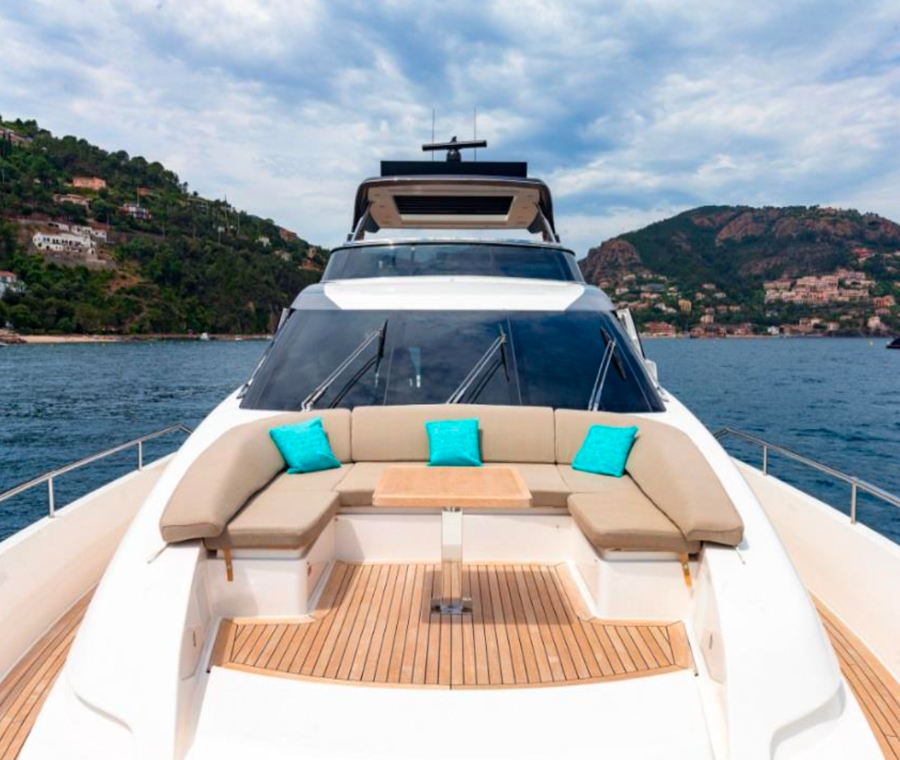 Motor Yacht Rental Cannes France