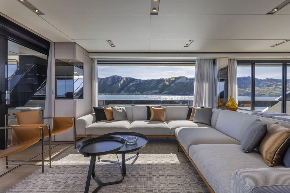 Weekly yacht Charter Cannes 