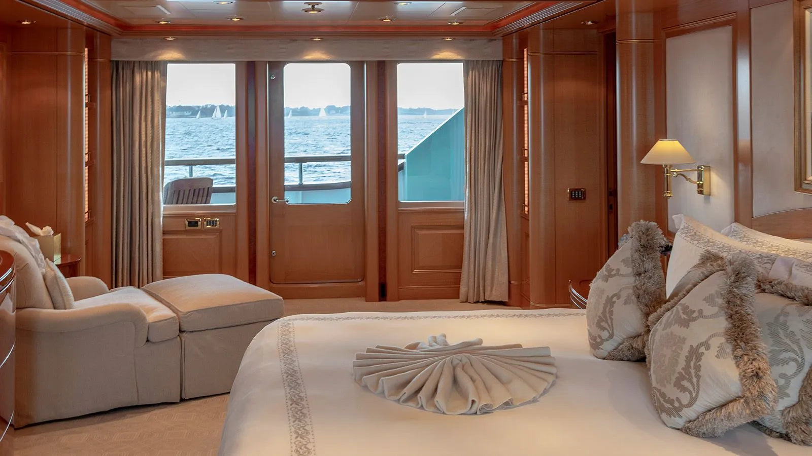 small yacht charter Cannes 