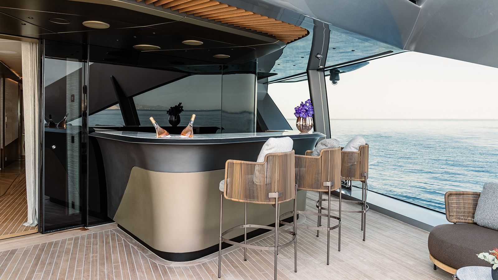 M/Y THIS IS IT Yacht for rent Cannes France