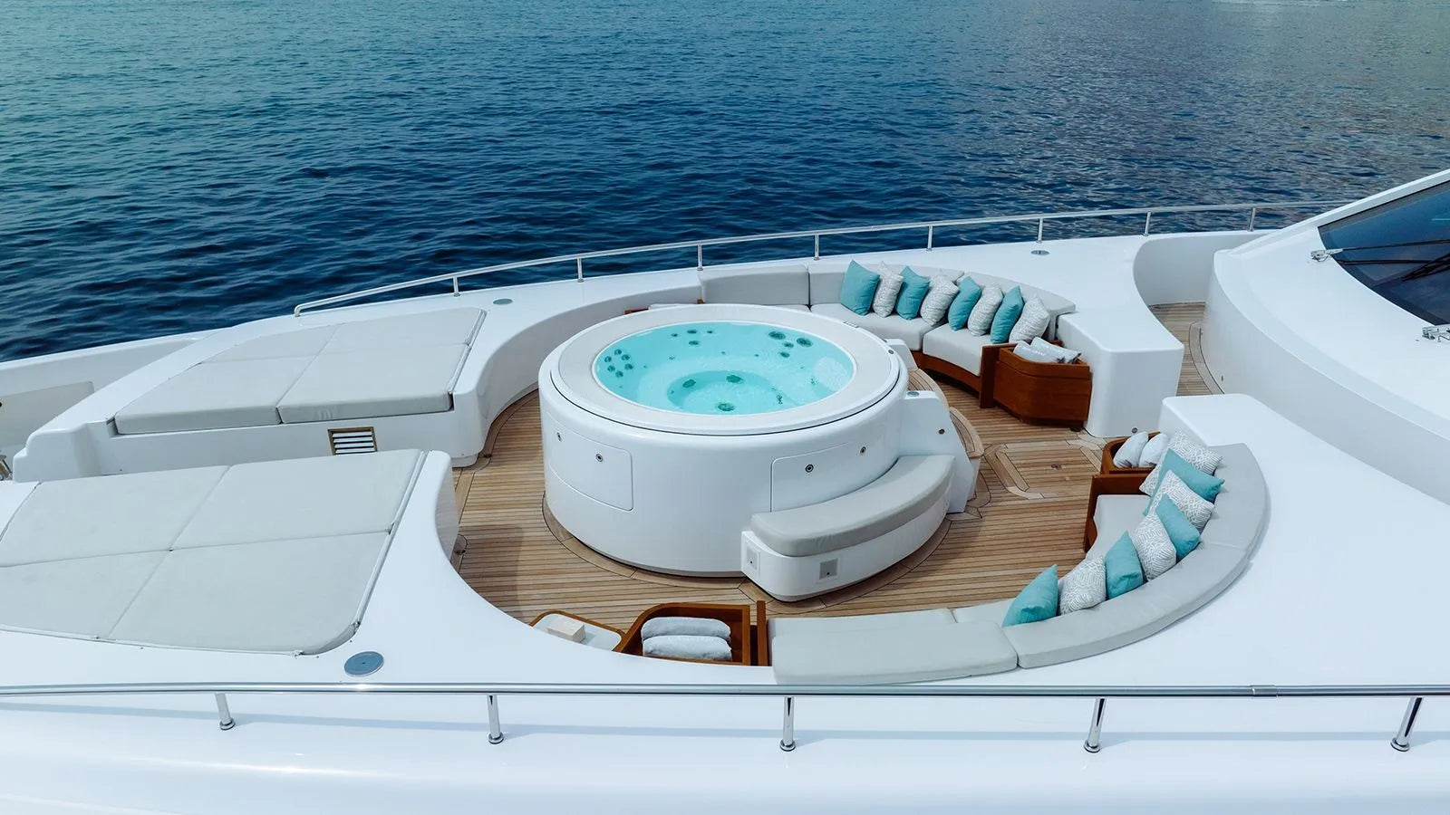Private Yacht Charter St Tropez France
