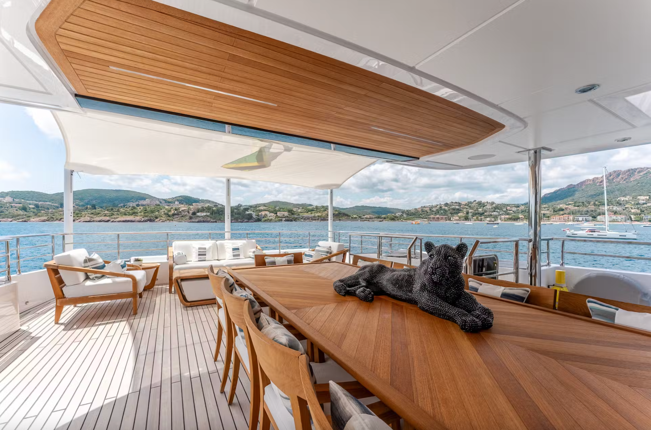 vacation yacht charter Cannes France