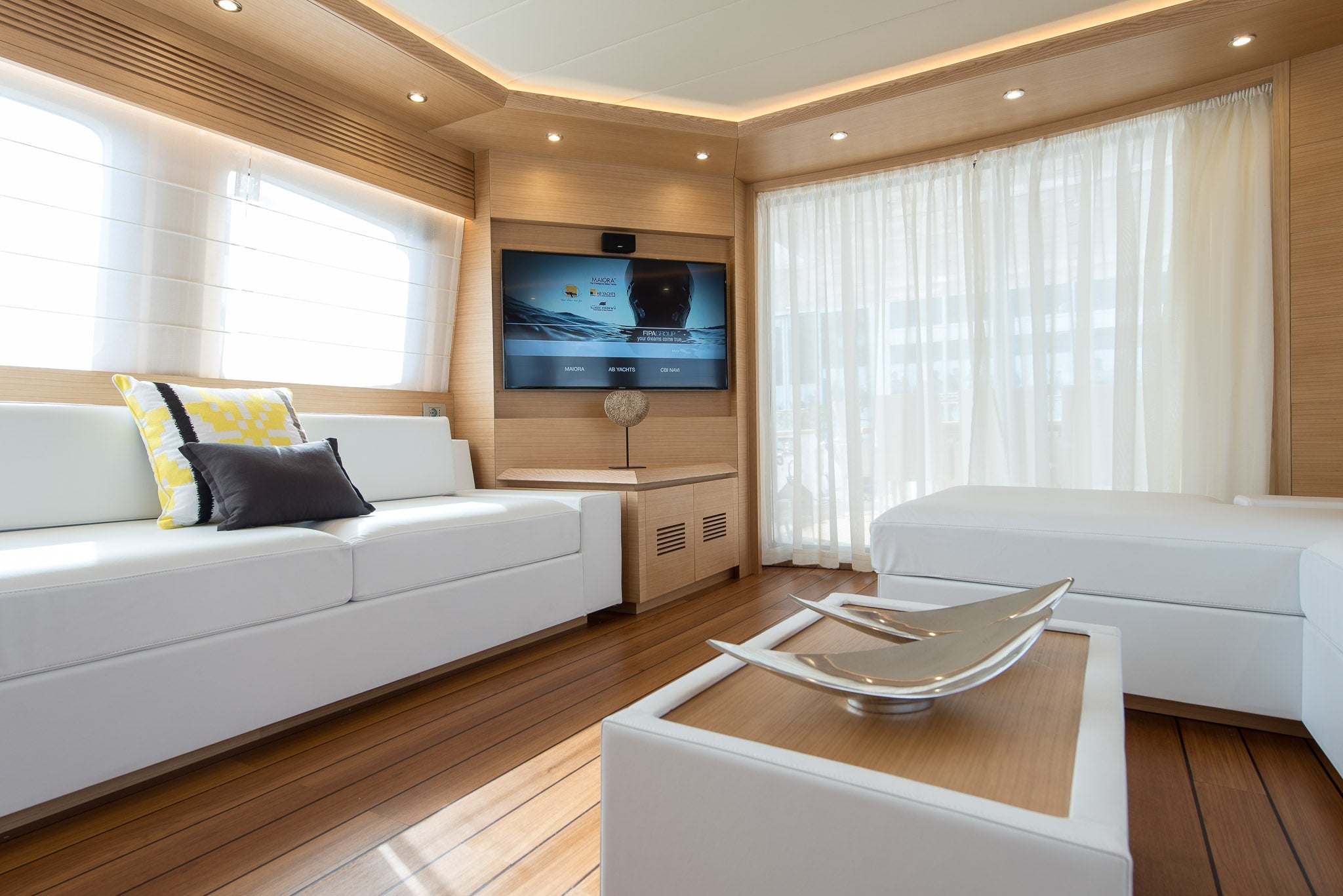 party yacht Charter Monaco