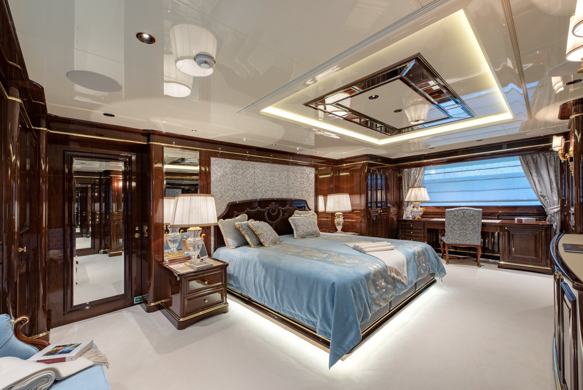 Luxurious yacht charter French Riviera