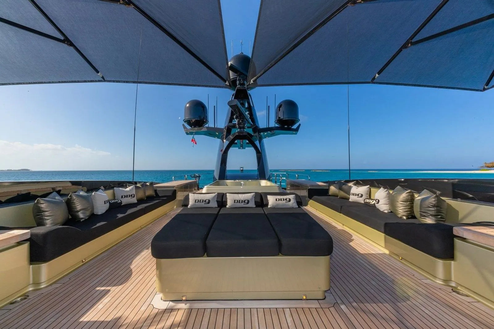 weekend yacht charter Cannes 