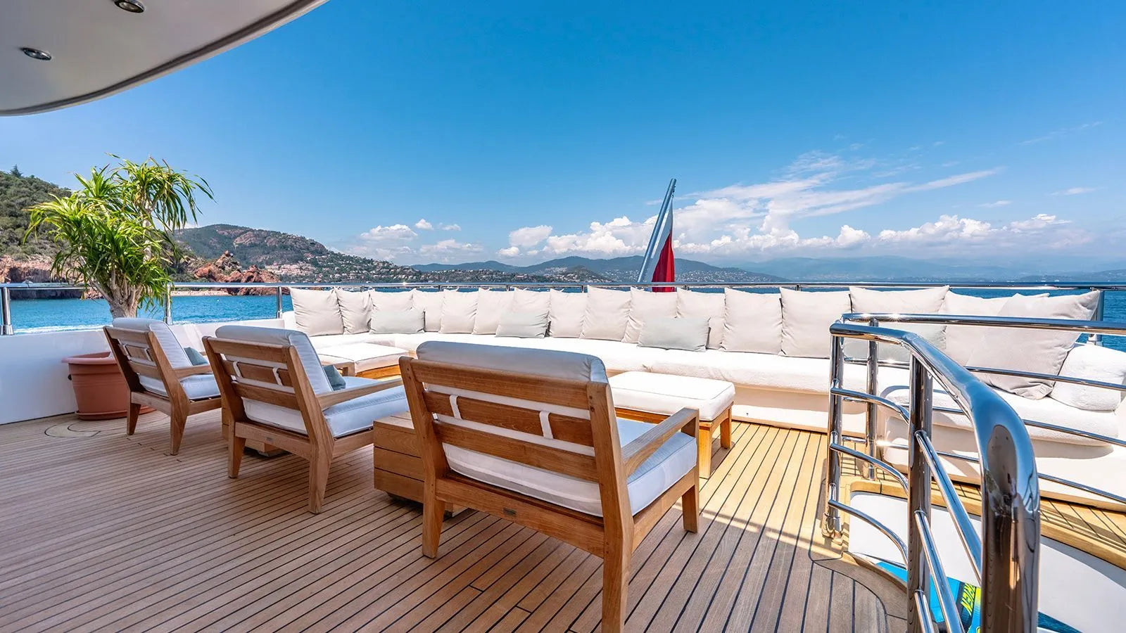 Best yacht charter St Tropez France