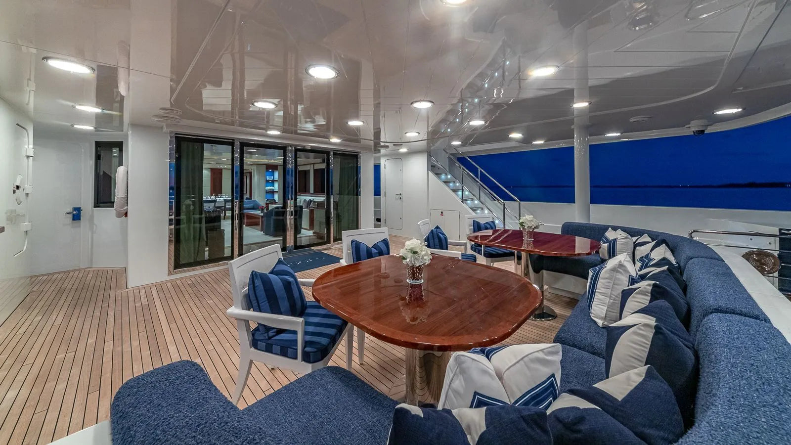 Mega yacht Charter Amalfi Coast