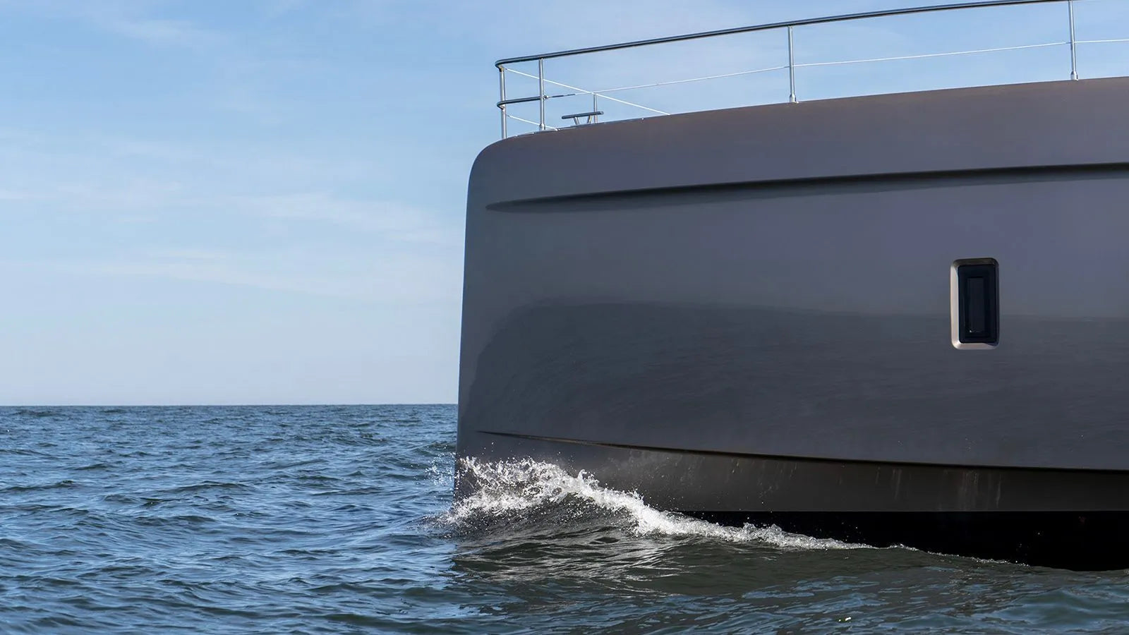 fully crewed yacht charters St Tropez France