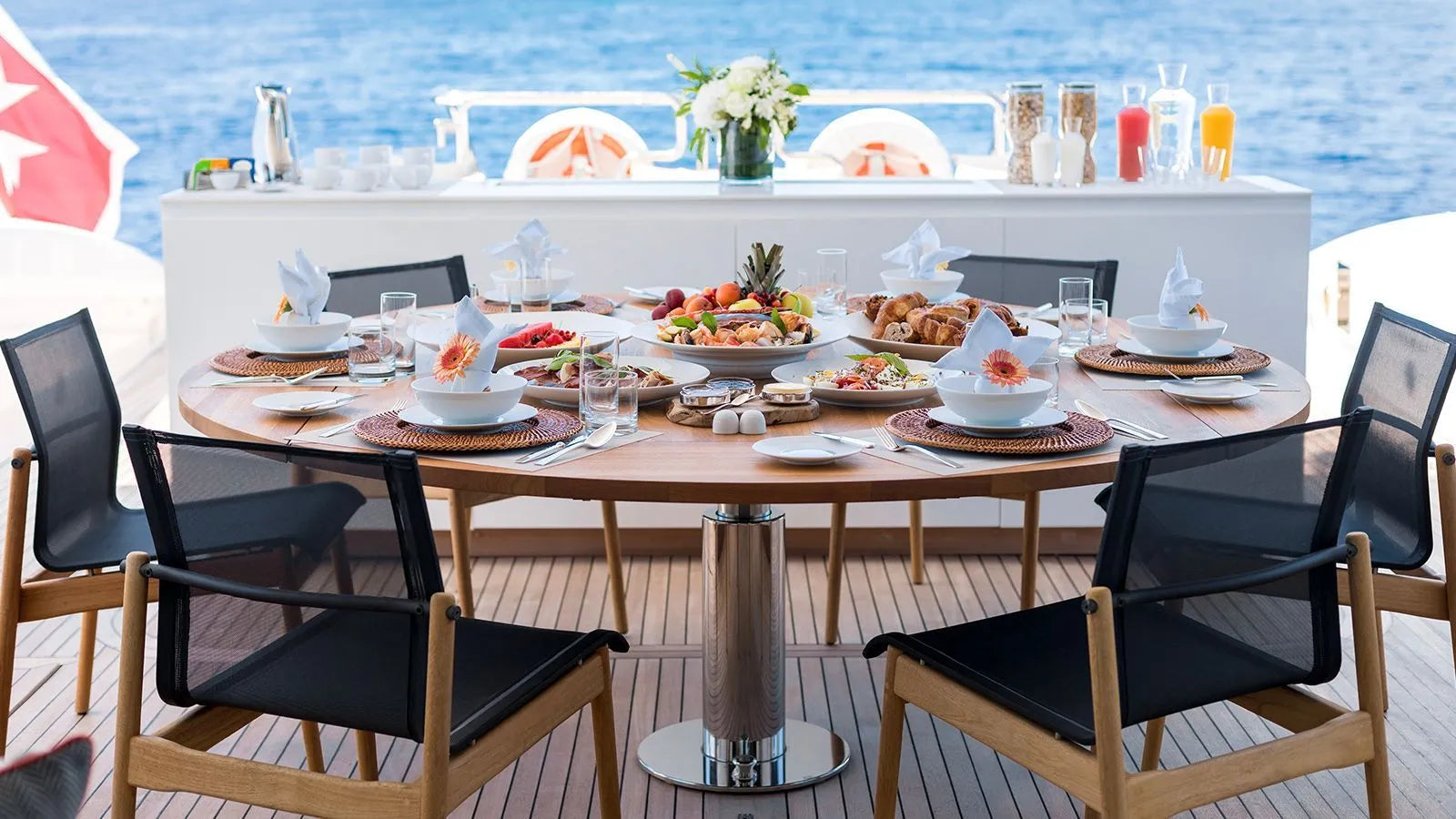 luxury yacht Charter Cannes