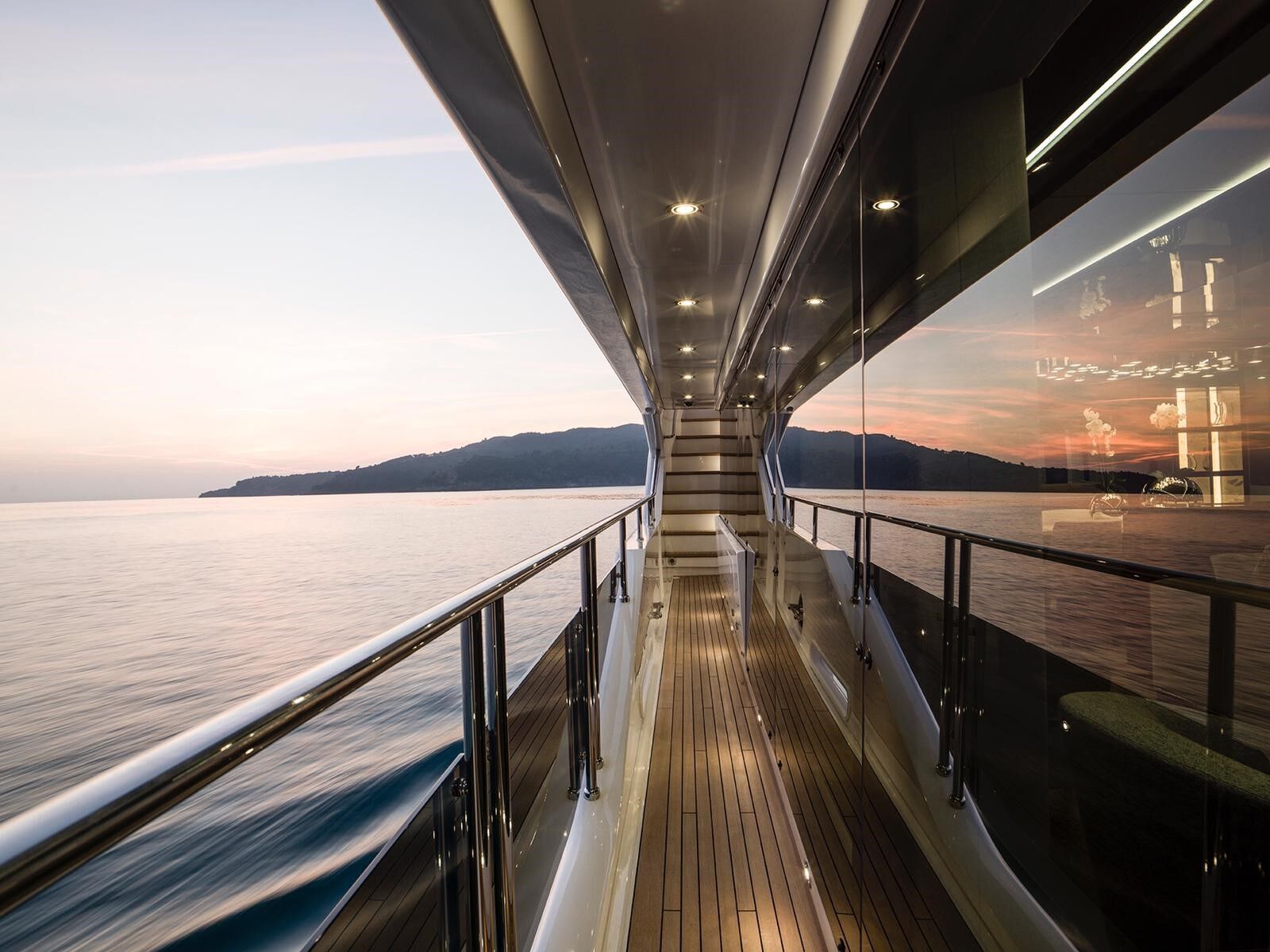 Best Motor Yacht Charter Monaco