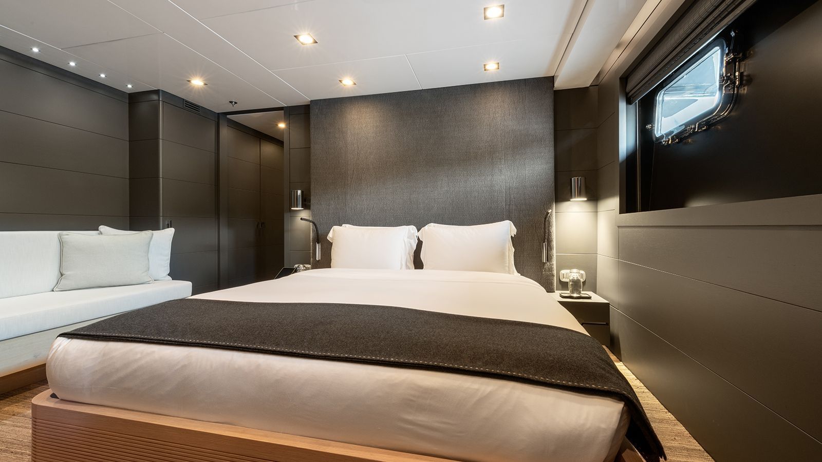 M/Y ZIA French Riviera Yacht Charter