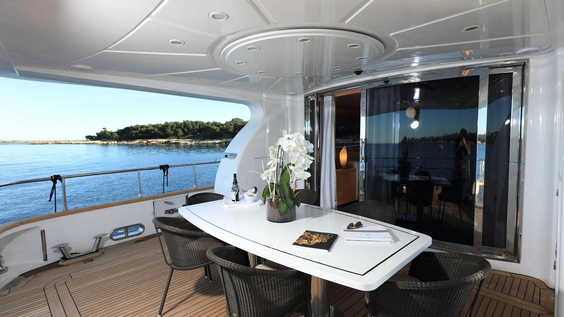 weekend yacht charter Cannes 