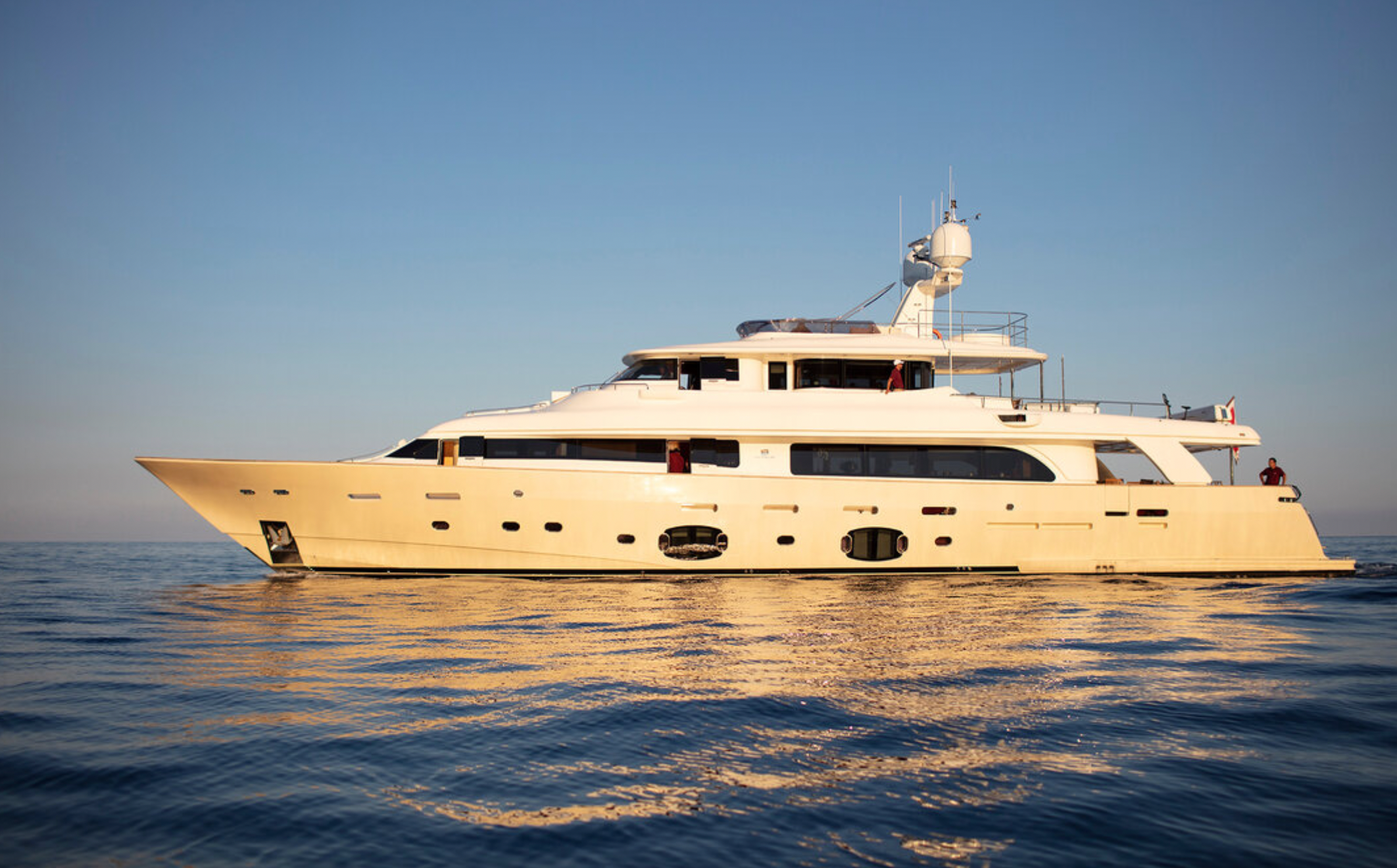 fully crewed sailing yachts Monaco