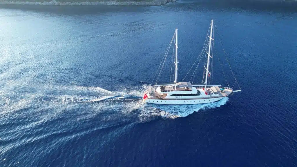 bareboat motor yacht charter turkey