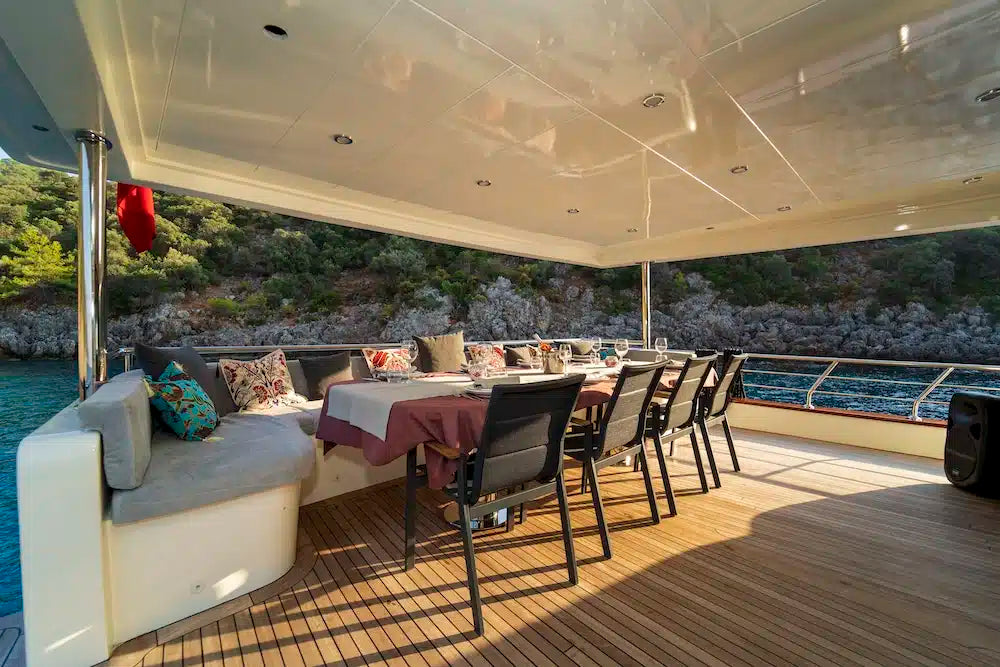 crewed yacht charter turkey
