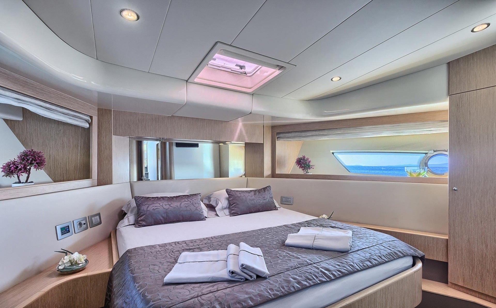 FERRETTI affordable yacht Charter Cannes 