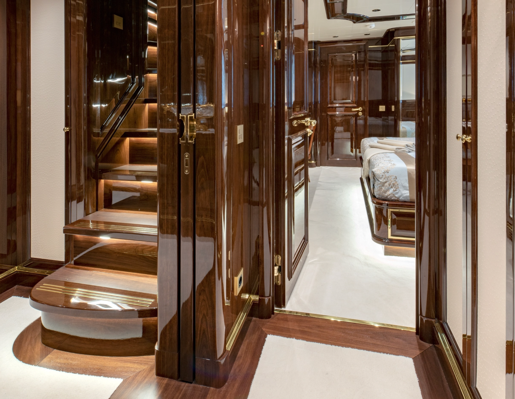 Best Yacht for Charter French Riviera