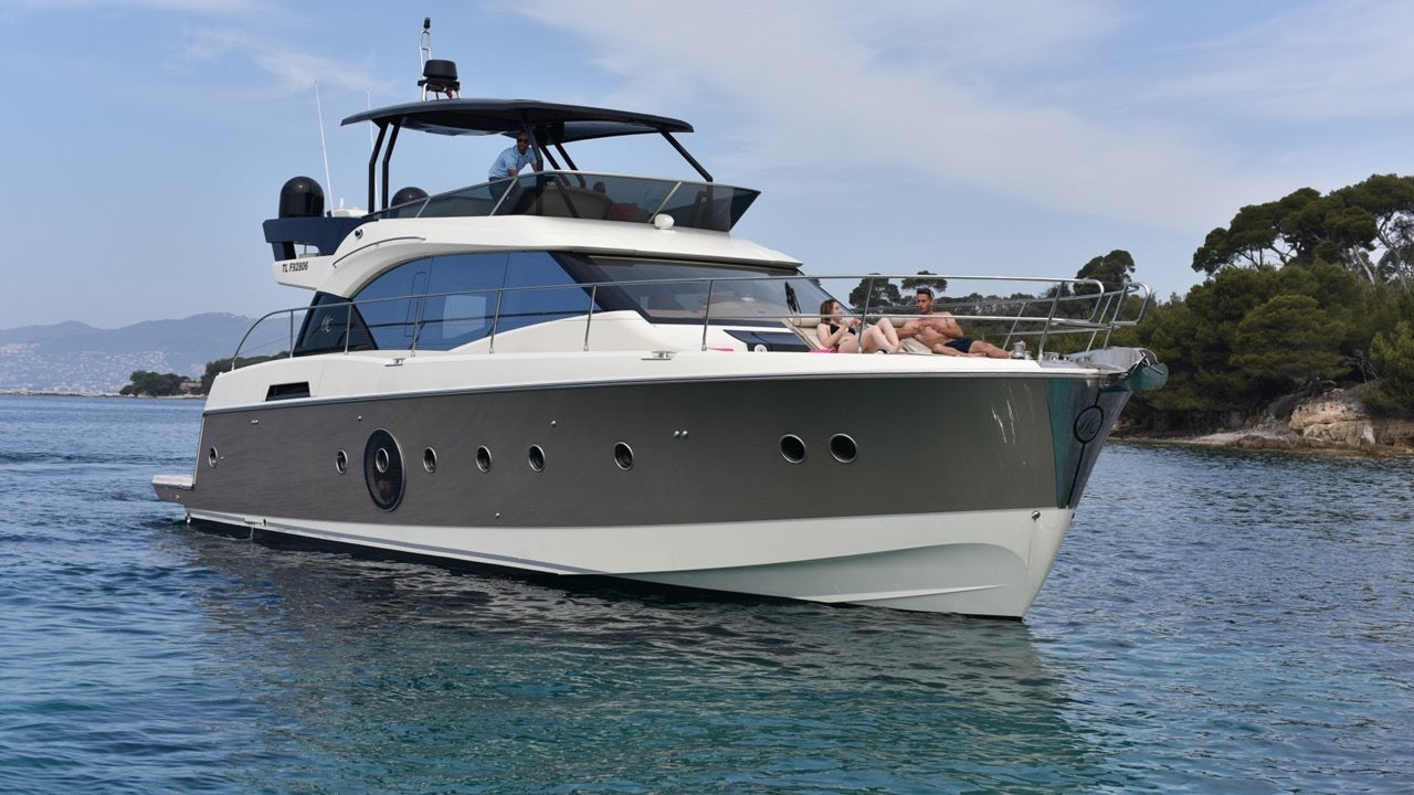Term yacht Charter Antibes France