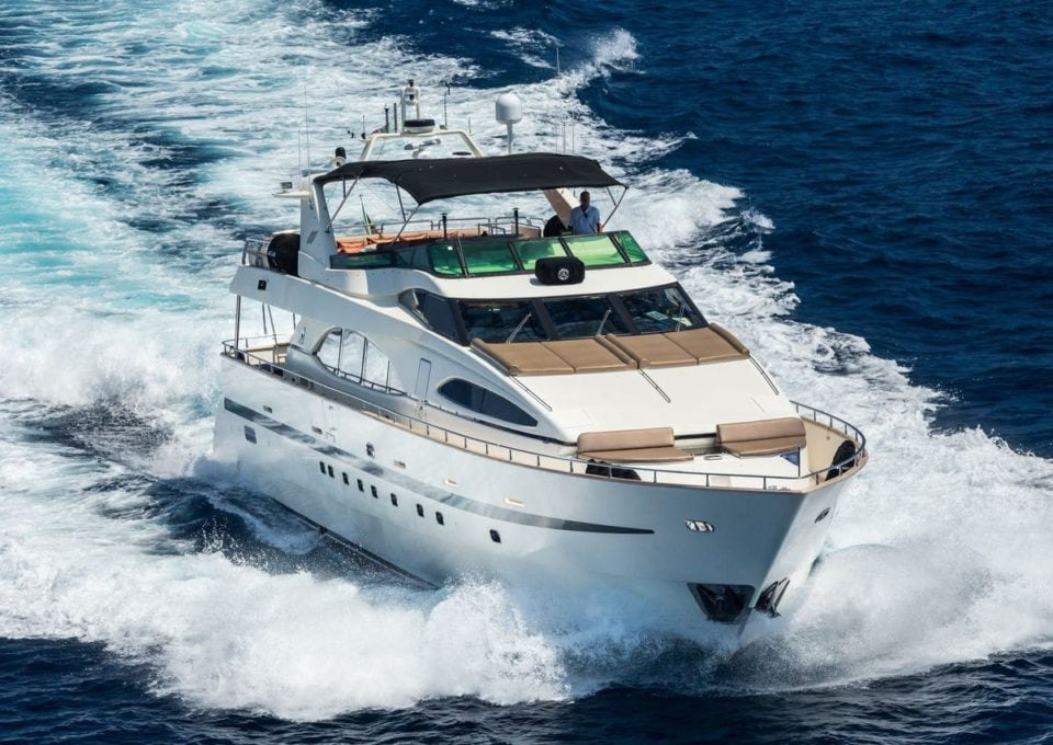 M/Y ACCAMA DELTA Yacht Charter Cannes