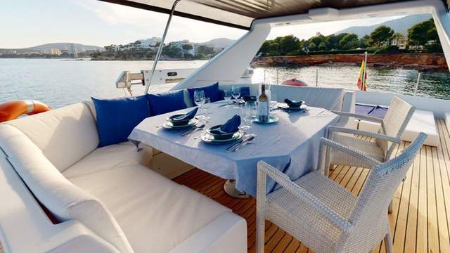 motor yacht charter Mykonos Greece