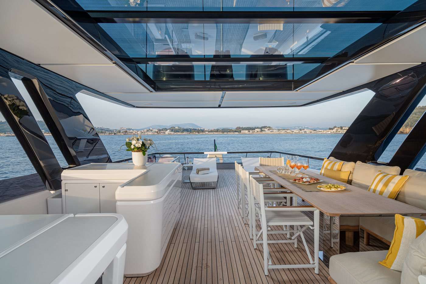 luxury yacht Charter Naples Italy