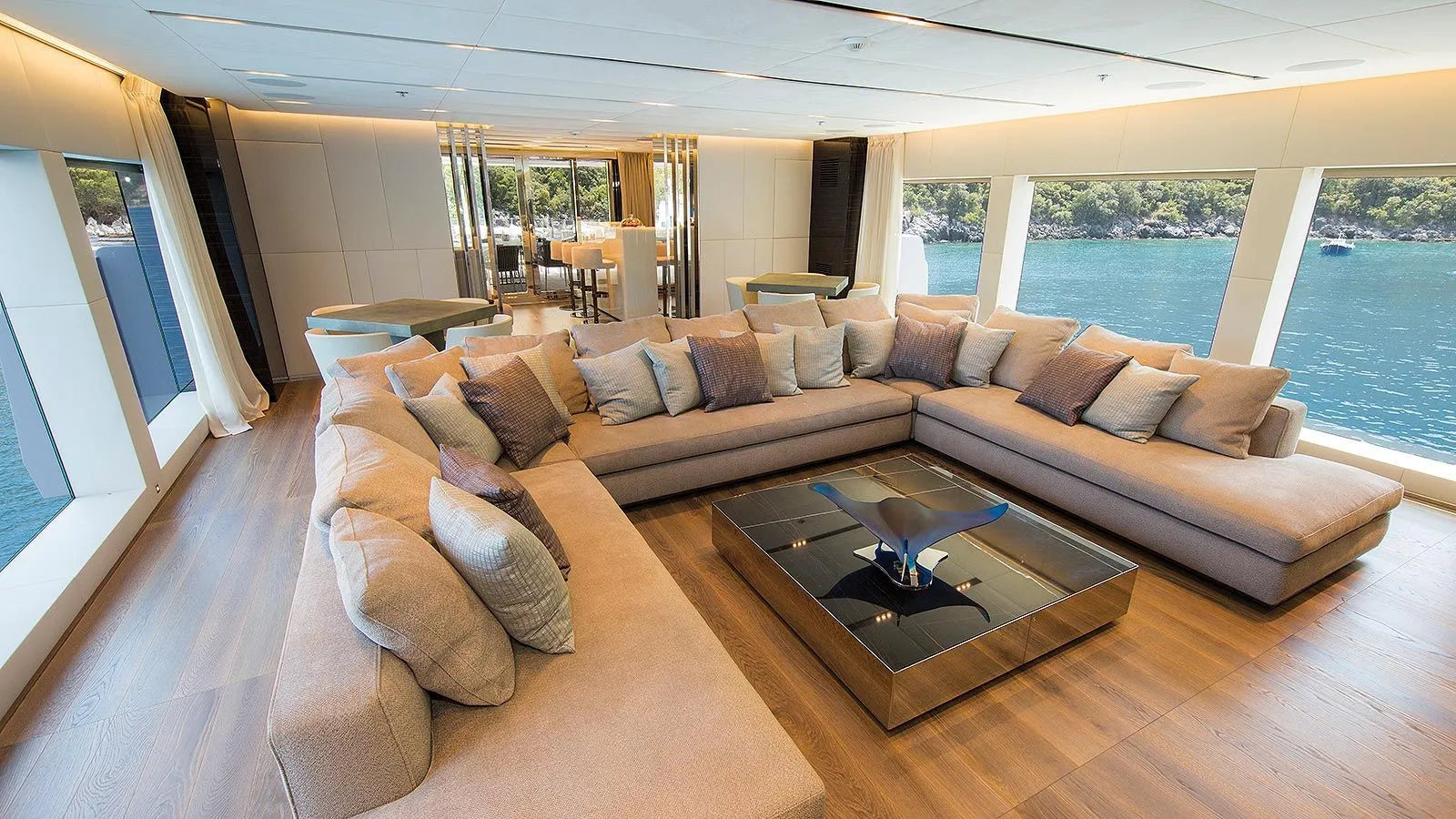 day yacht charter greece