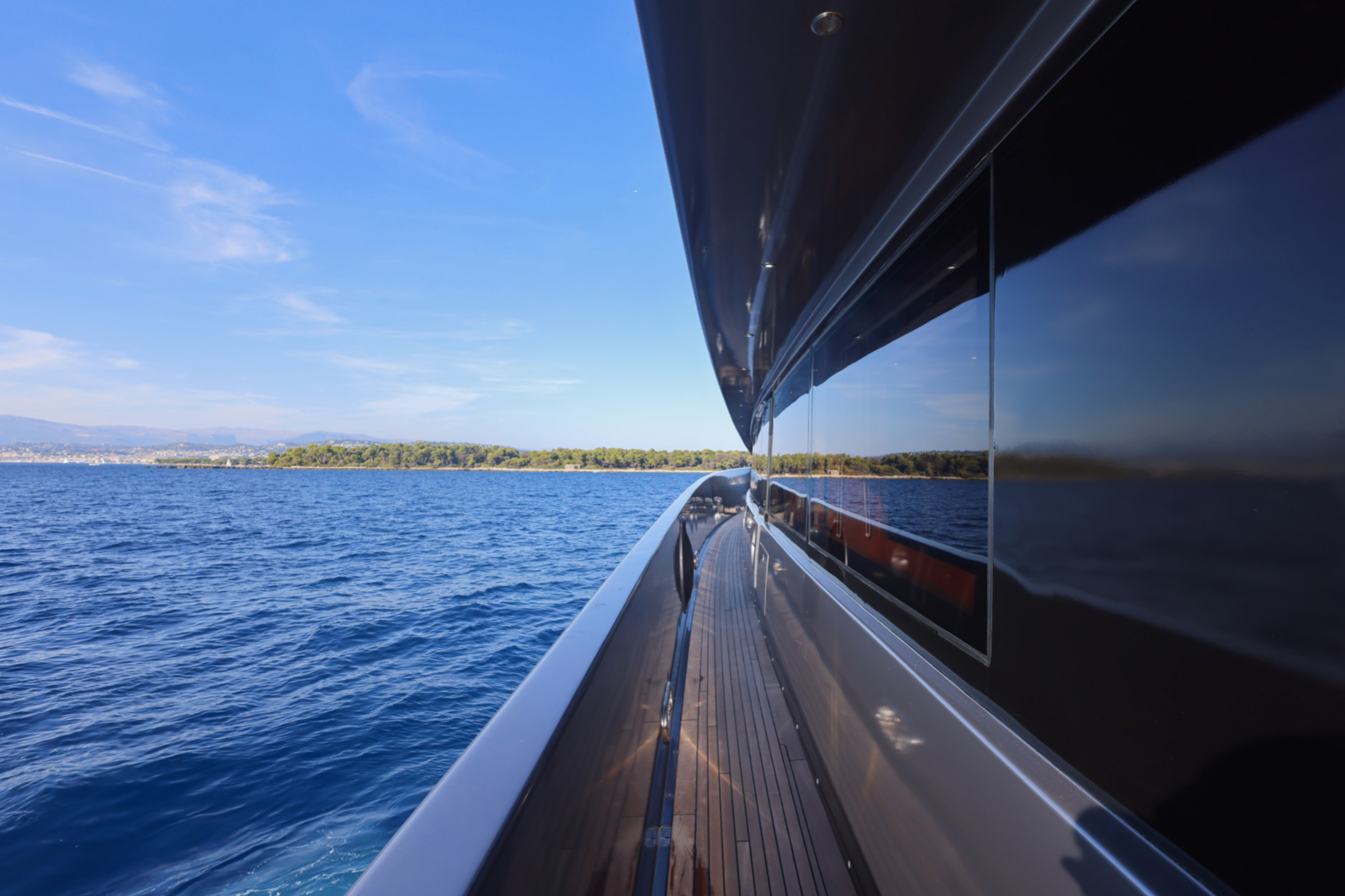 M/Y MATSU private yacht charter Cannes France