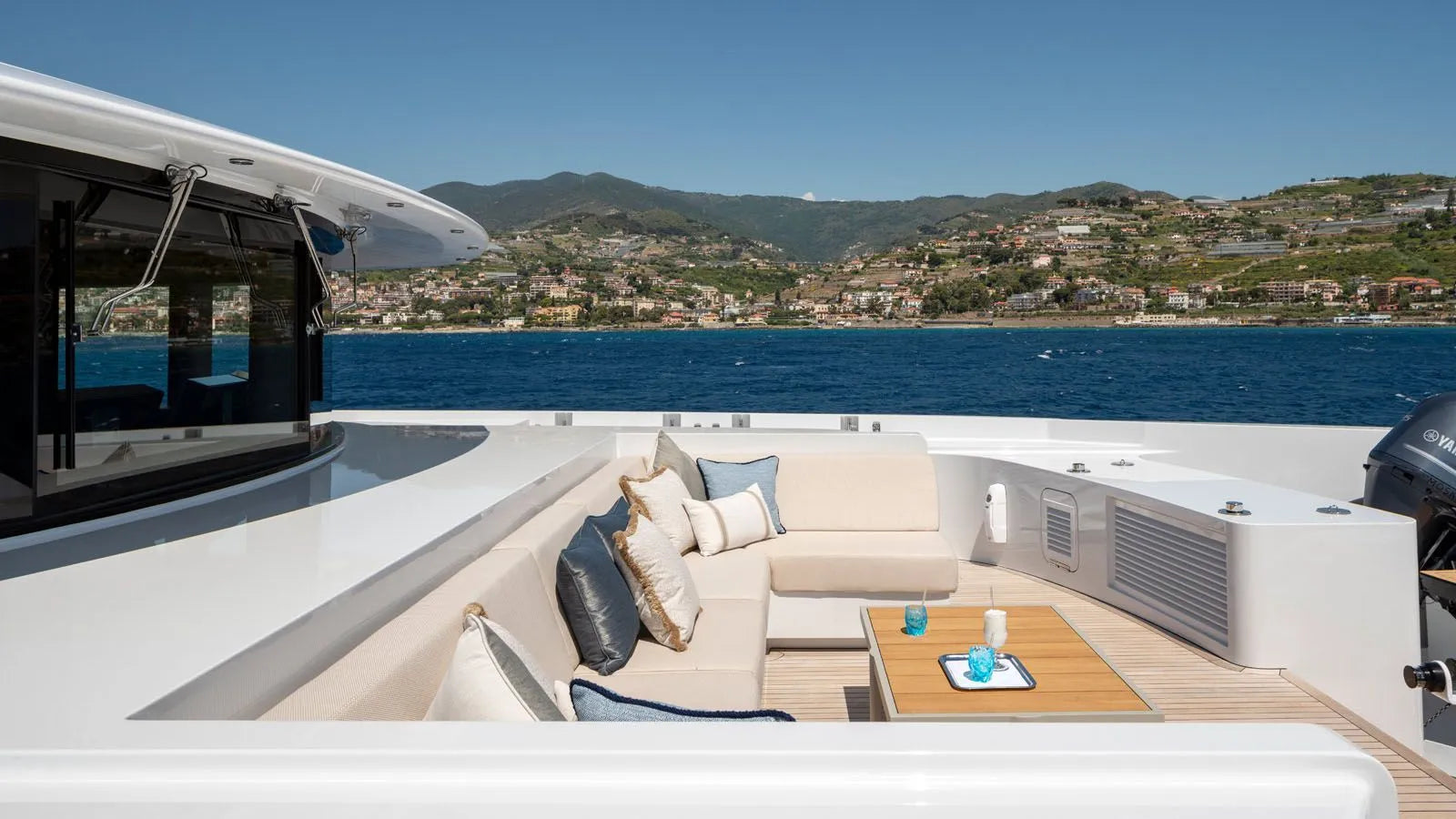 fully crewed yacht charters Monaco