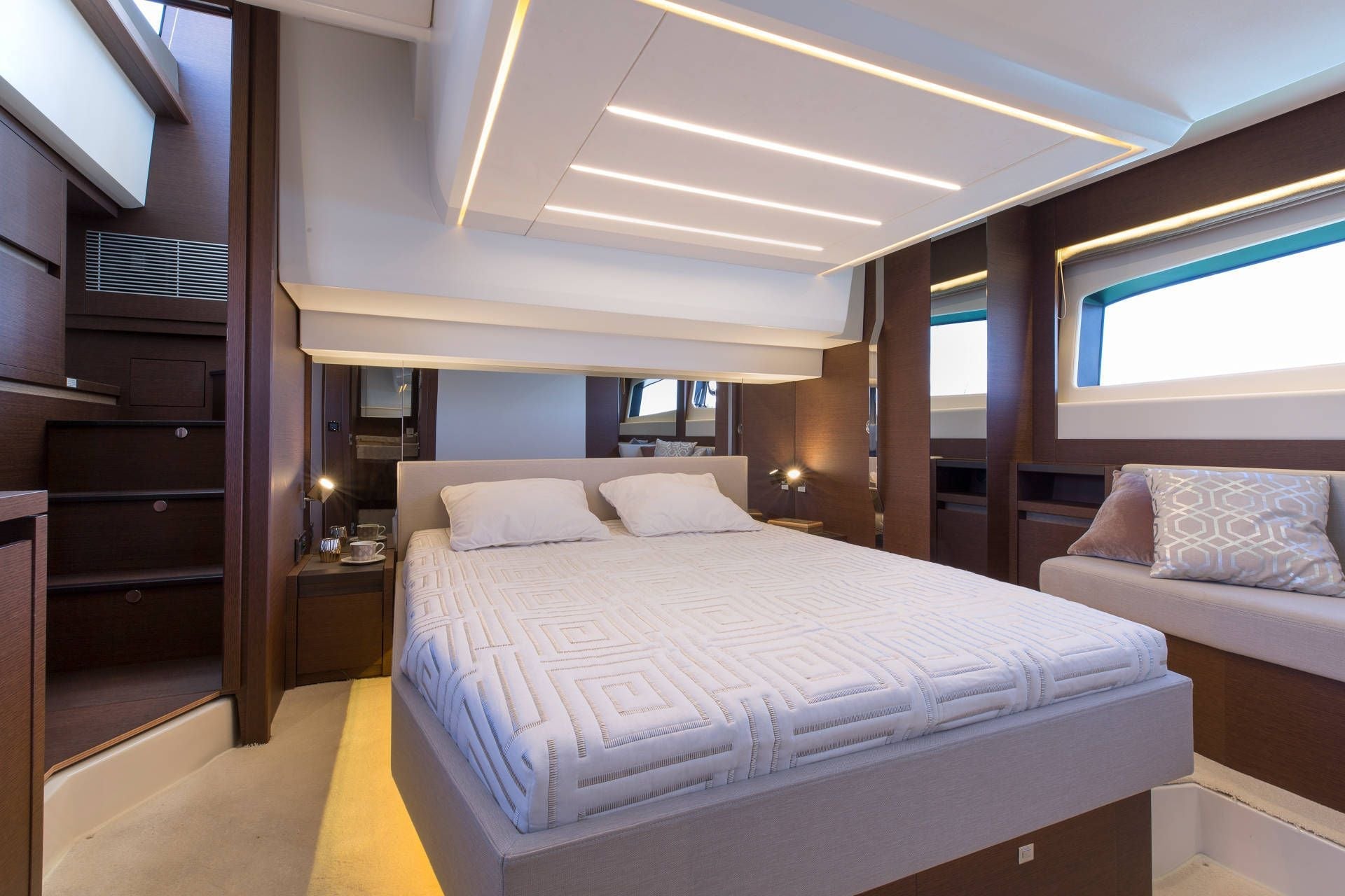 luxury yacht Charter Nice France 