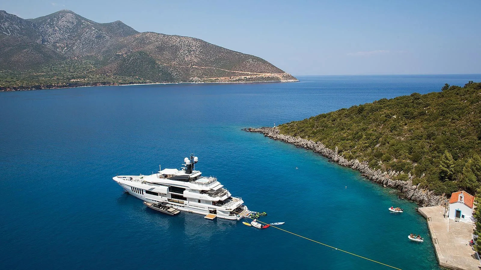 yacht charter greece cost