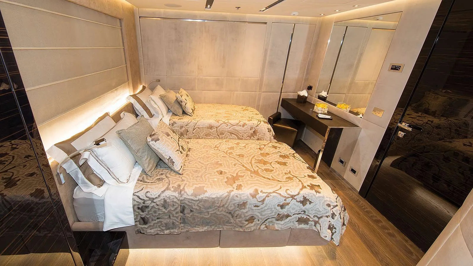 crewed sailing yacht charter greece