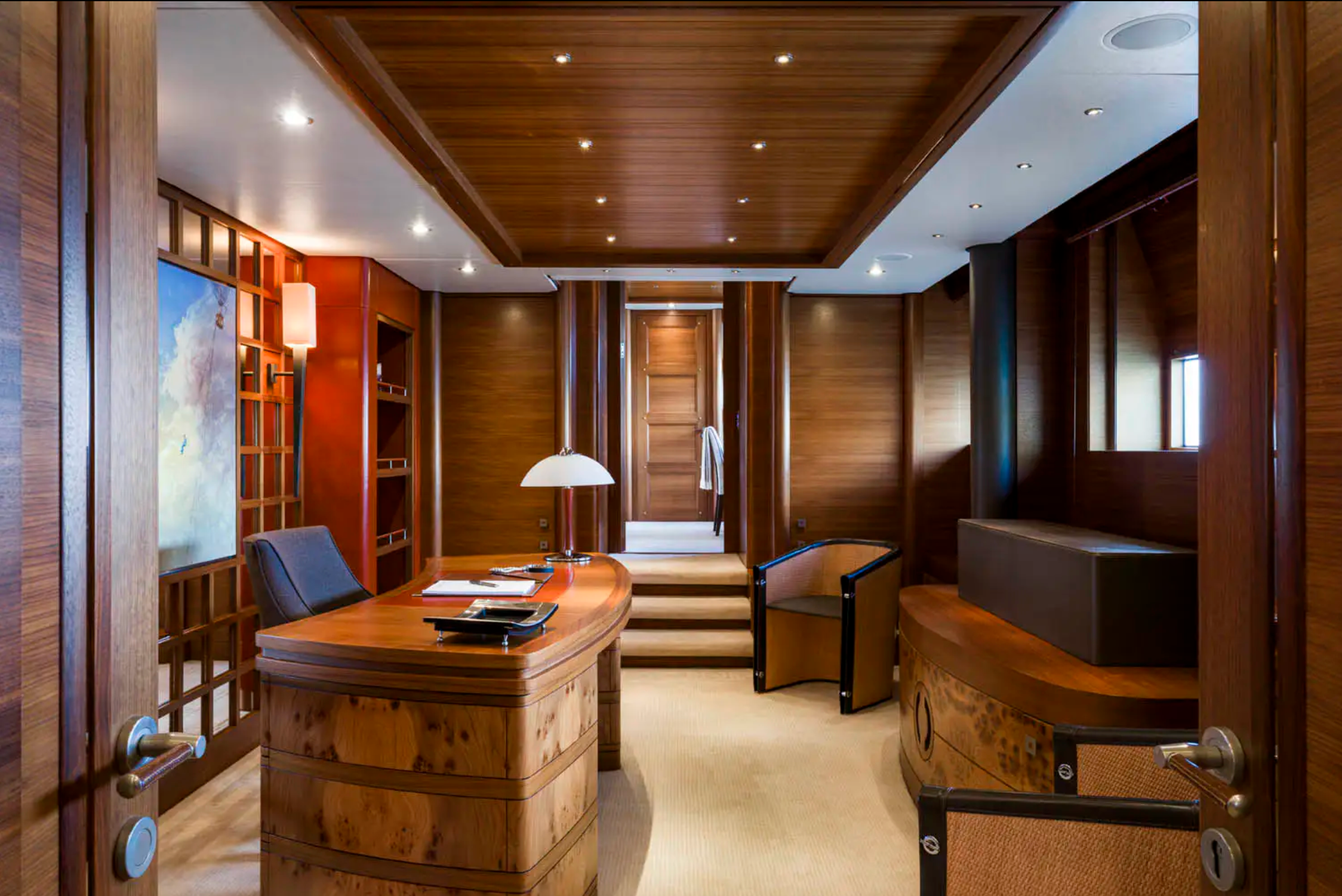 fully crewed yacht charters St Tropez France