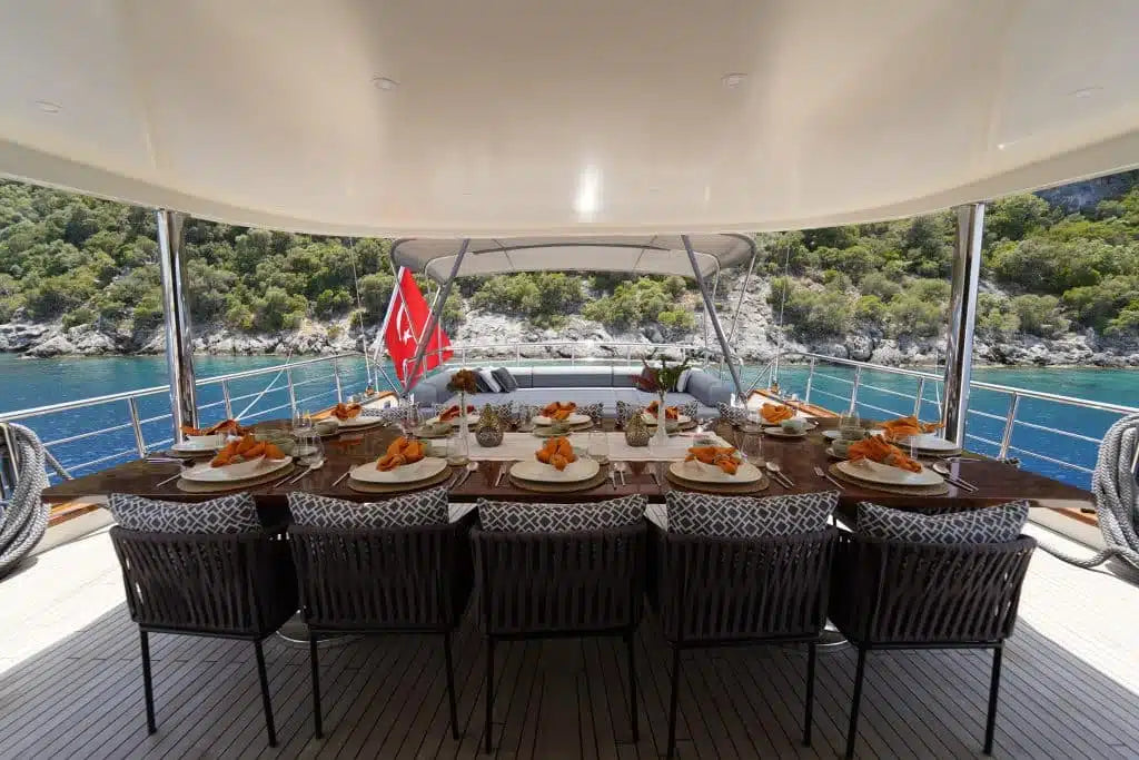 luxury motor yacht charter turkey
