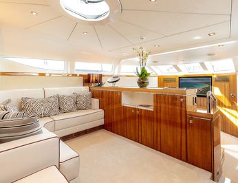 Weekly yacht Charter Nice France