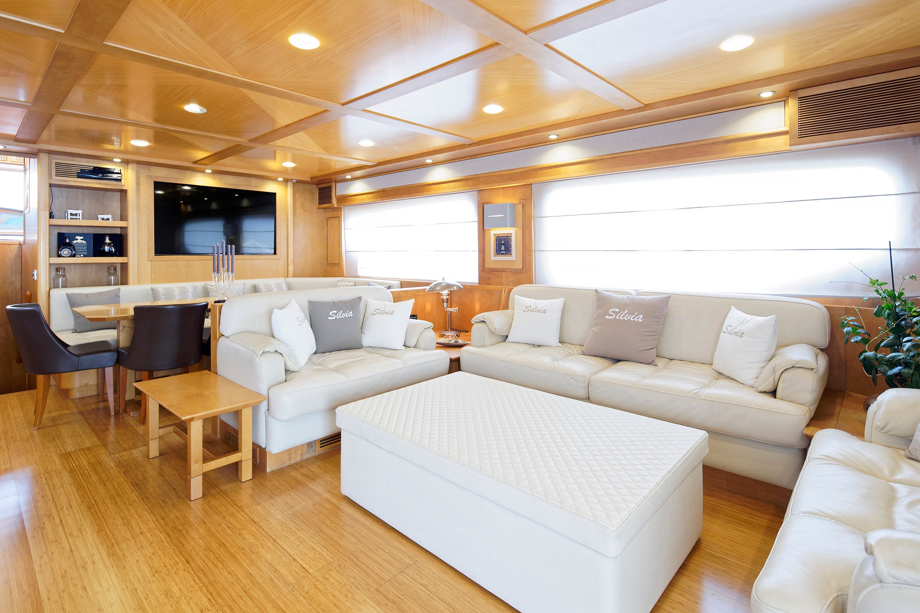 Luxury yacht charter Amalfi coast 