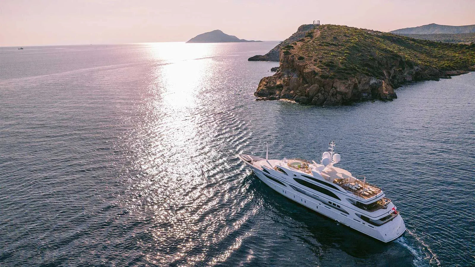 fully crewed motor yachts Nice France