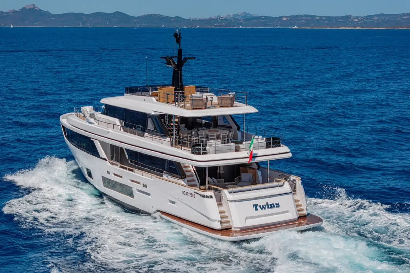 M/Y TWINS Yacht rentals Italian Riviera