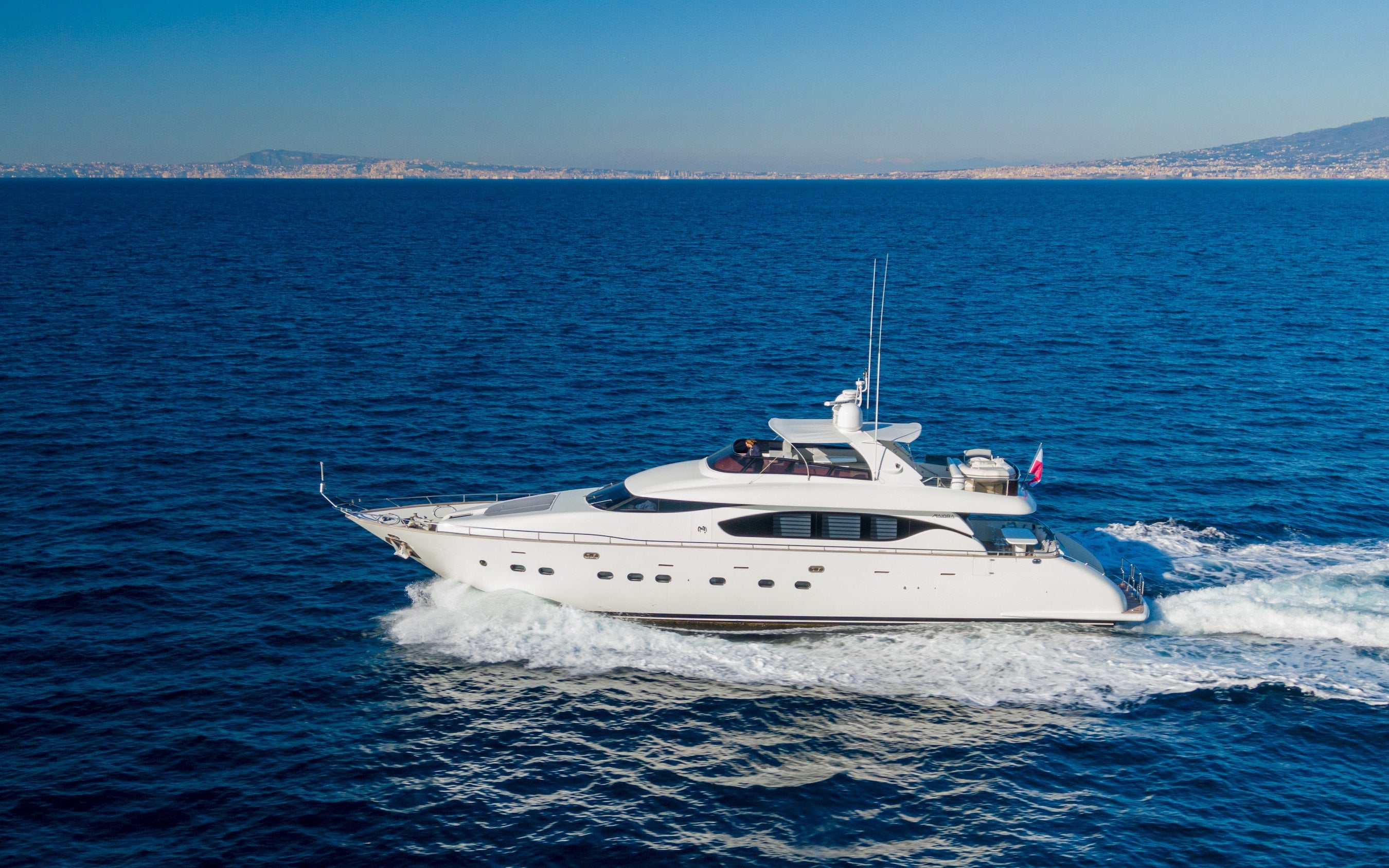 yacht rental Amalfi Coast 