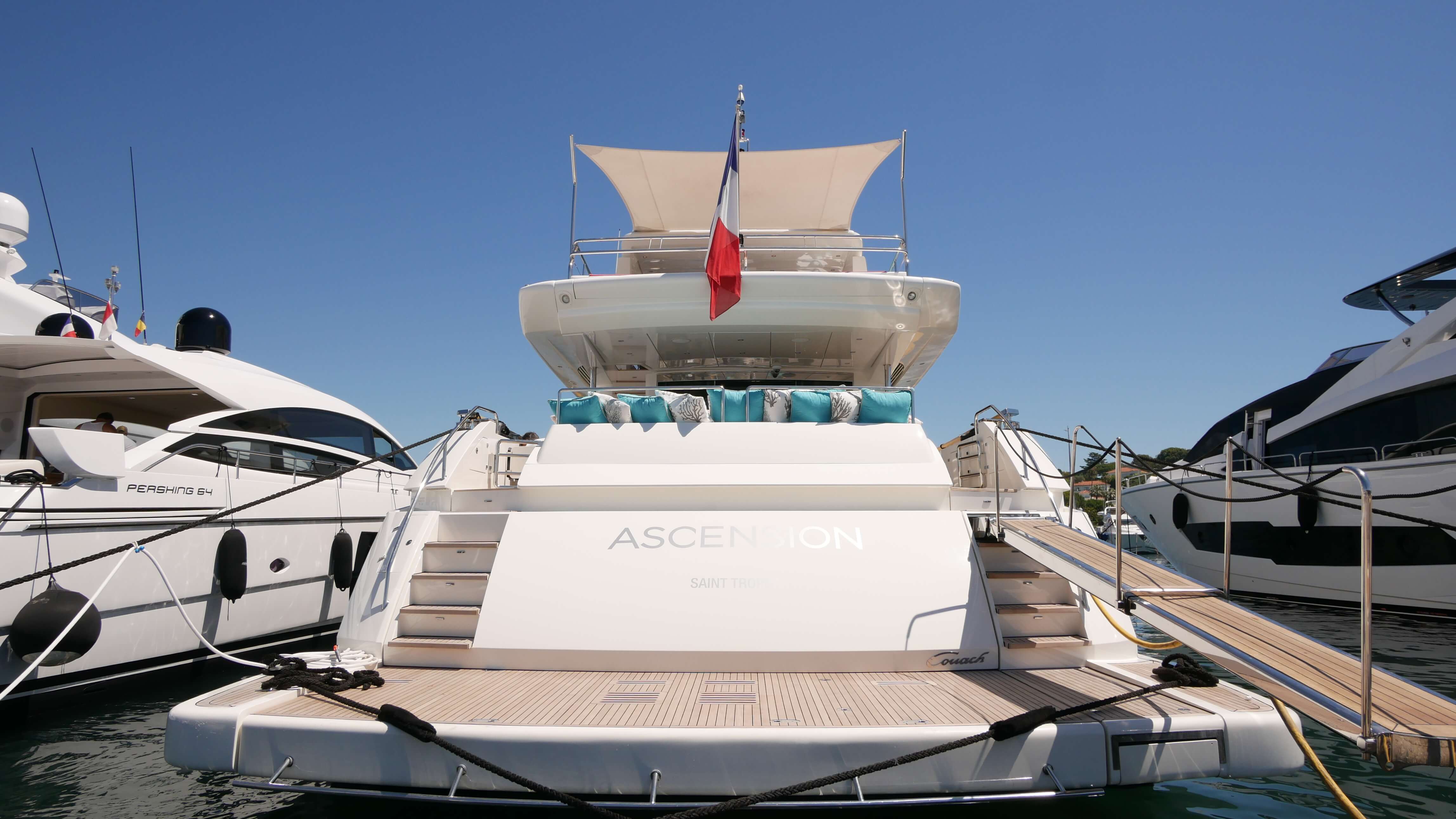 fully crewed yacht charters Antibes France