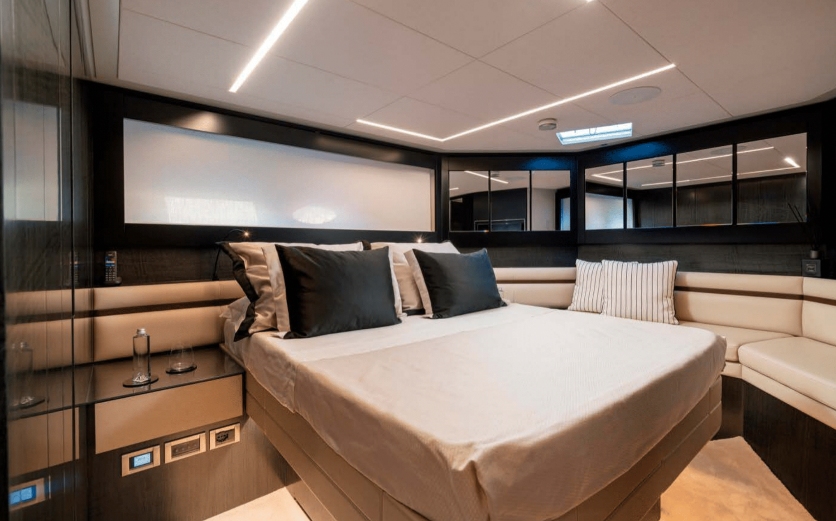 luxury yacht Charter Holiday Amalfi Coast