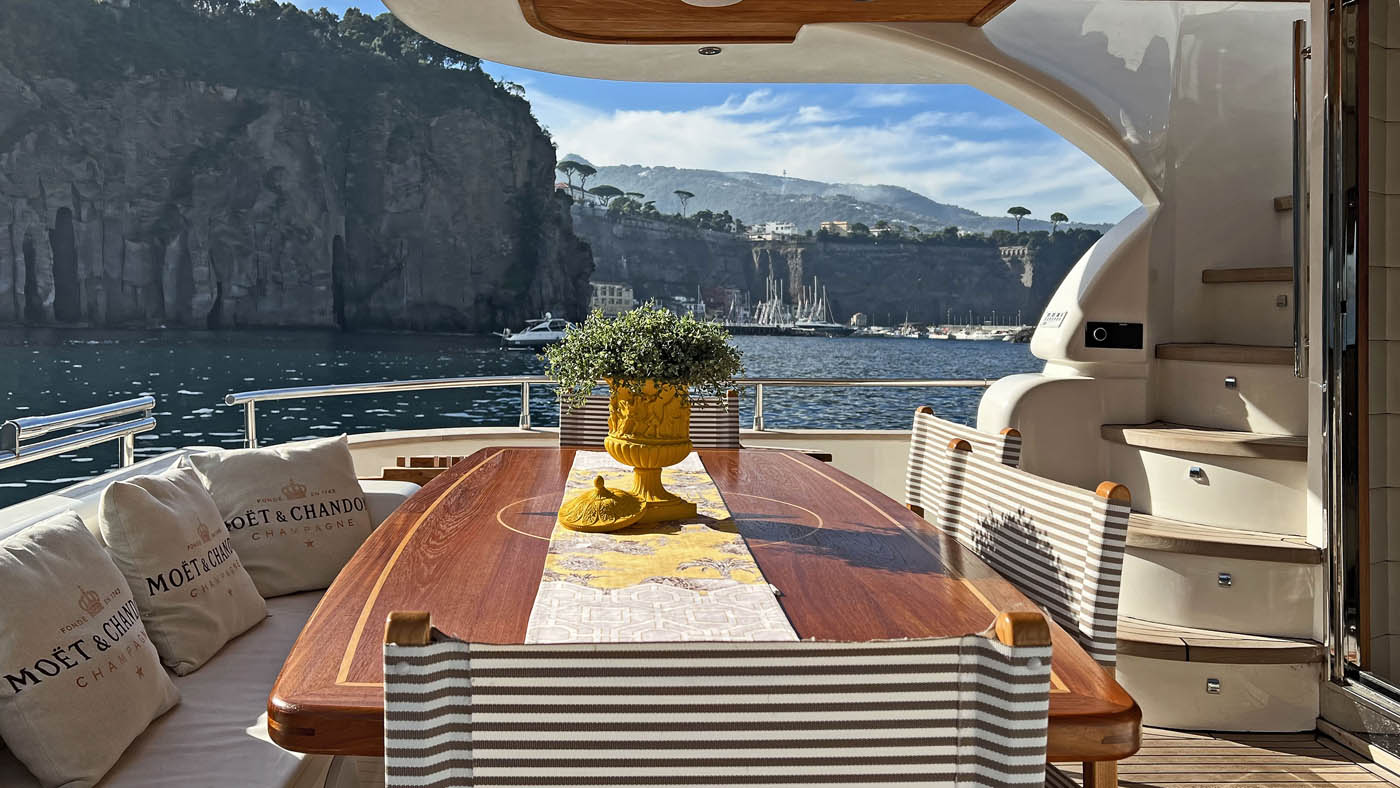 private yacht charter Amalfi Coast 