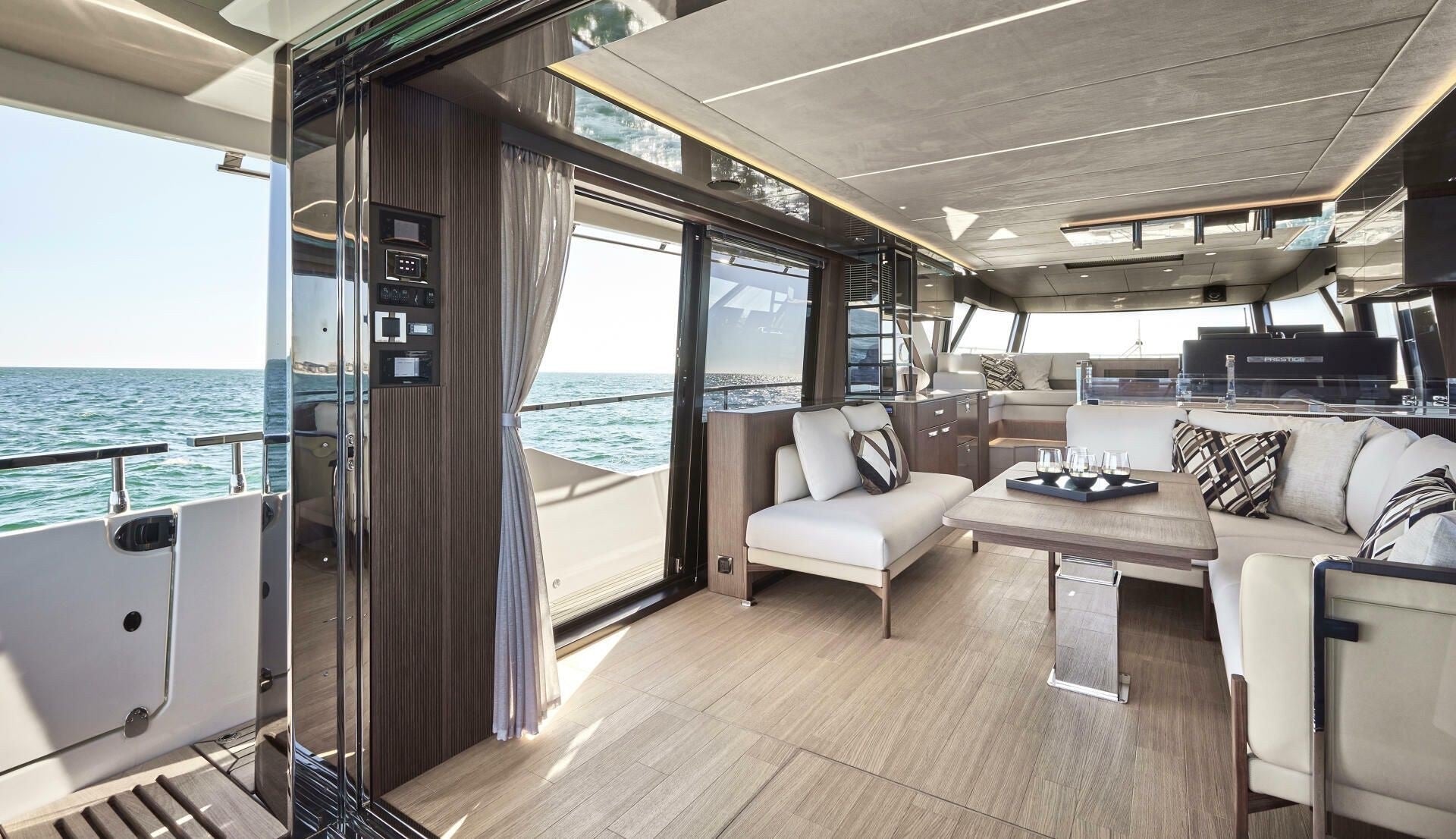 luxury yacht charter Nice France