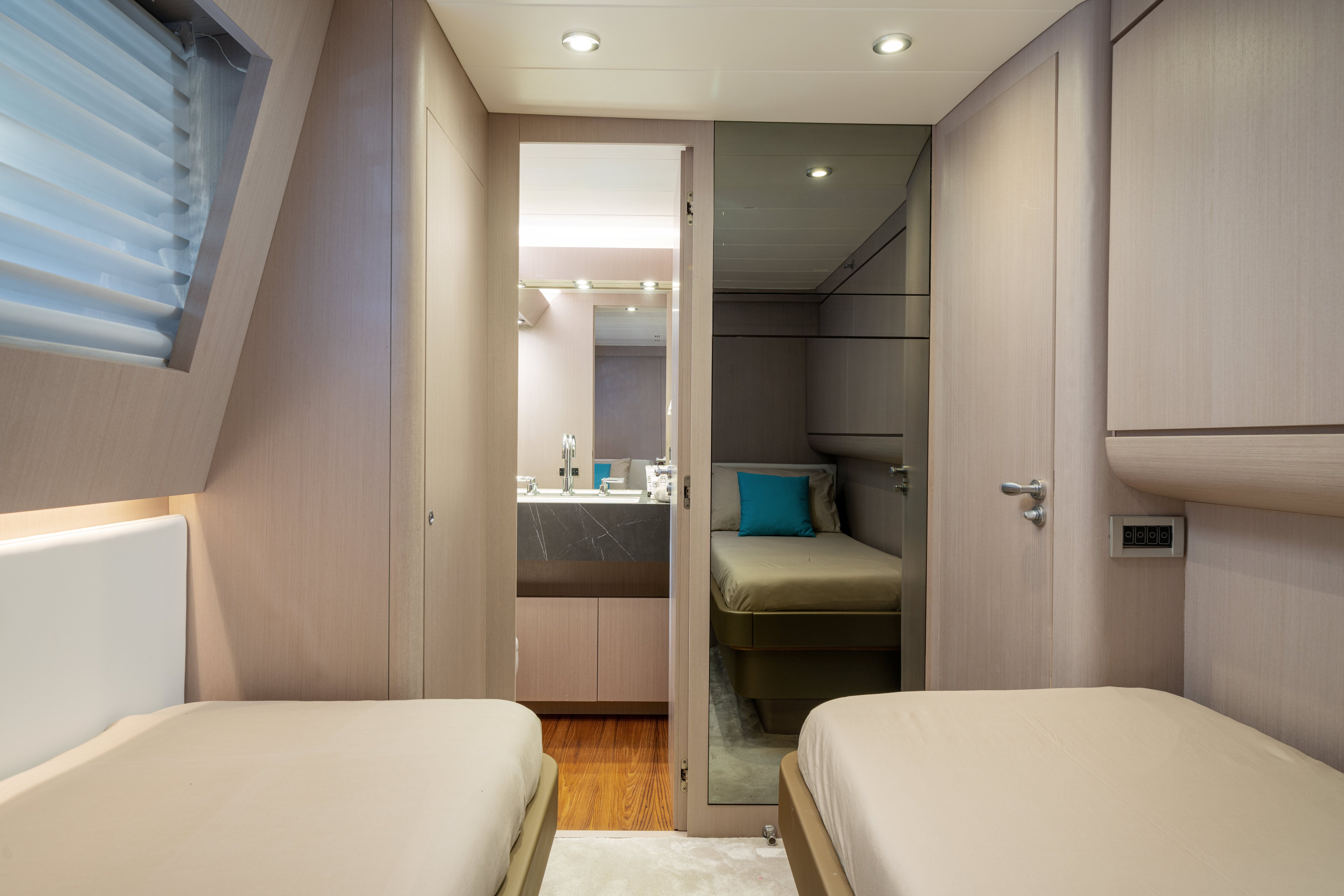 Naples Italy private yacht charter